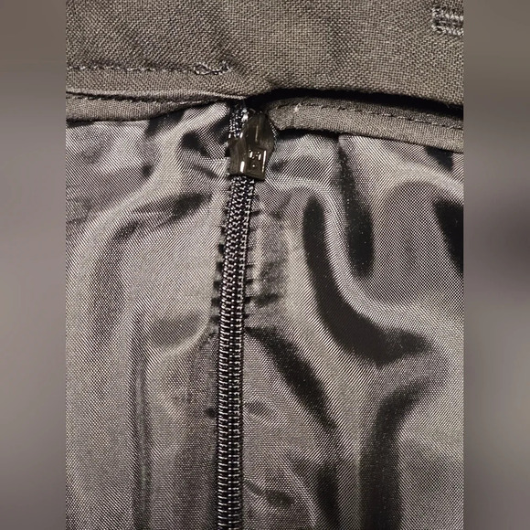 GAP Classic Black Skirt Sz 6 - Picture 5 of 8